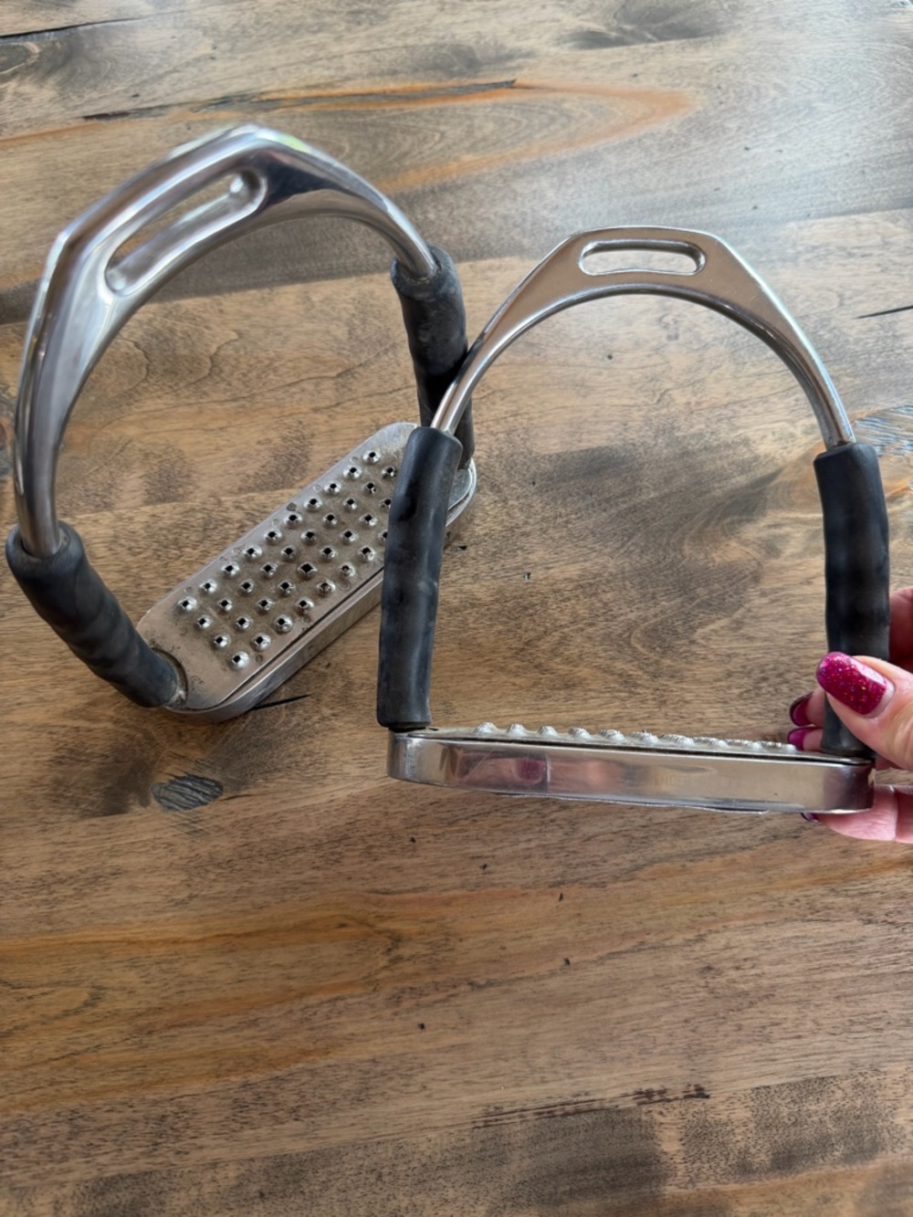 Sprenger jointed stirrups